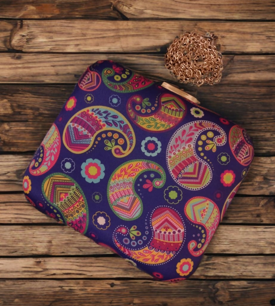 Printed Box Clutch Sling