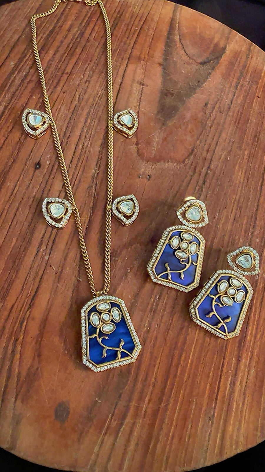 Minimal Polki Pendant Set