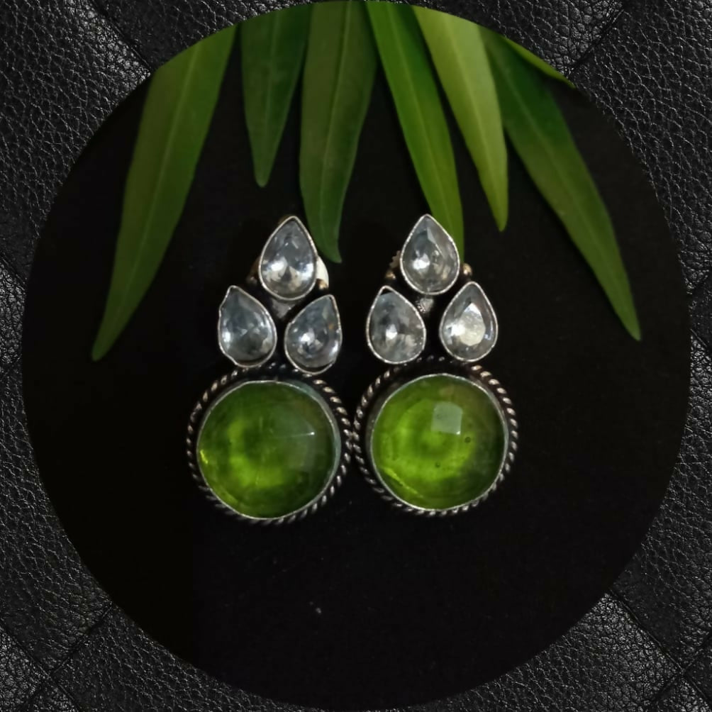 Elegant Teardrop Drop Earrings