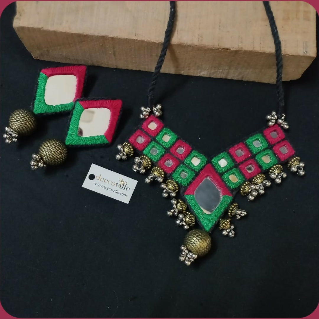 Aaina Charm Necklace Set