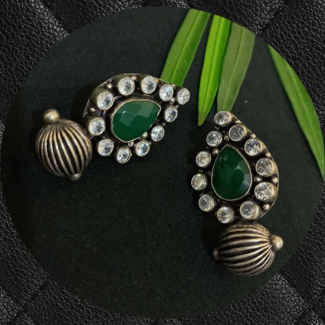 Stone Hanging Studs Earrings