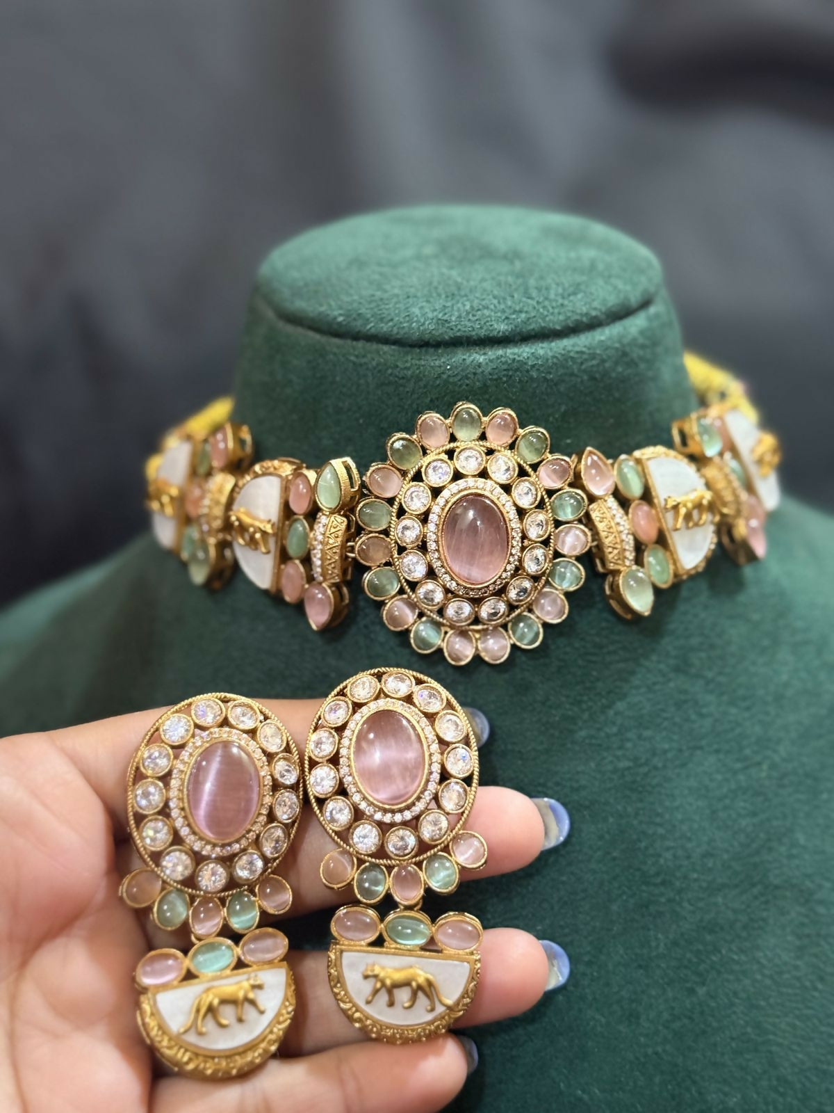 Semi Precious Stones & Mother of Pearl Set