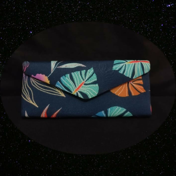 Protect Your Shades with a Pop of Print