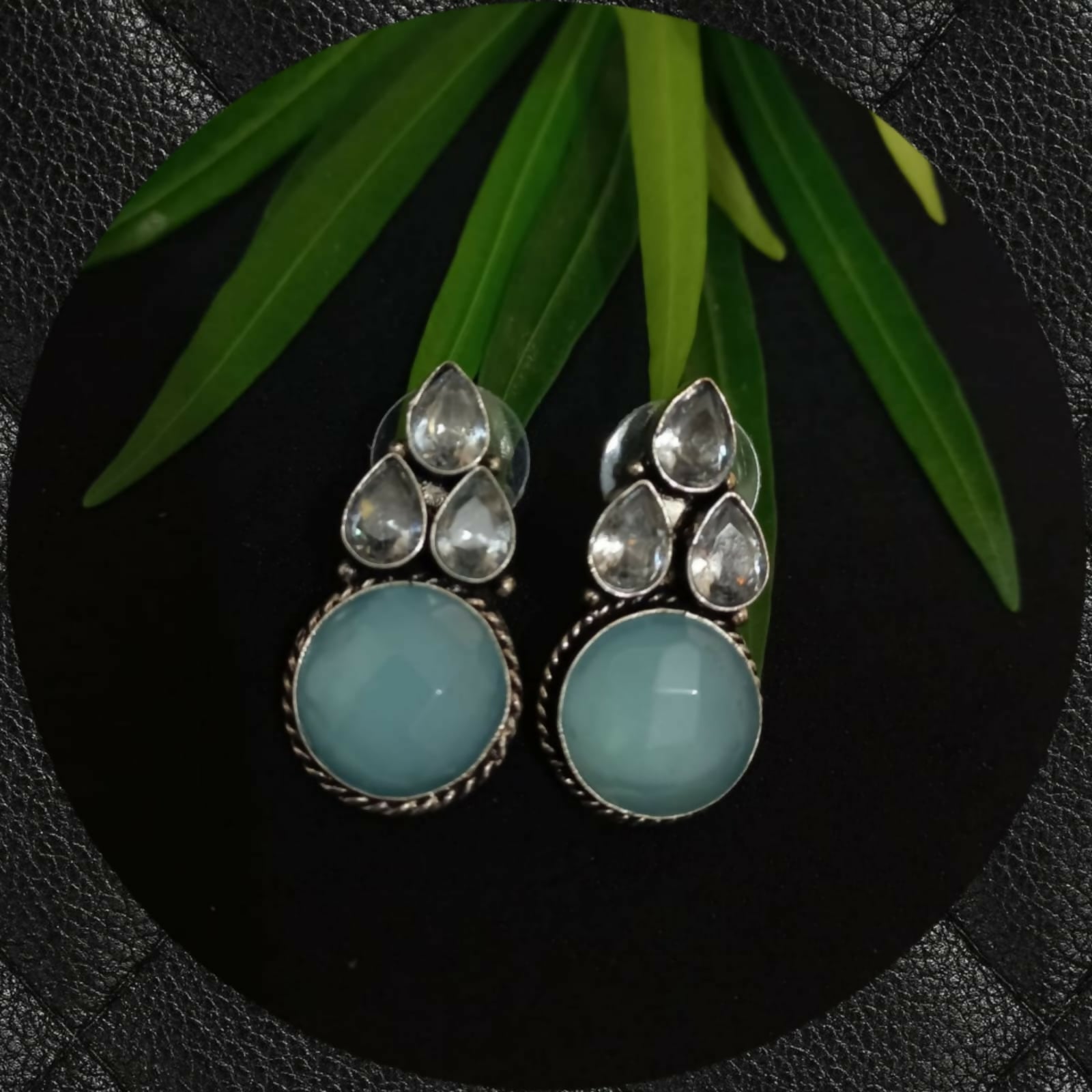 Elegant Teardrop Drop Earrings