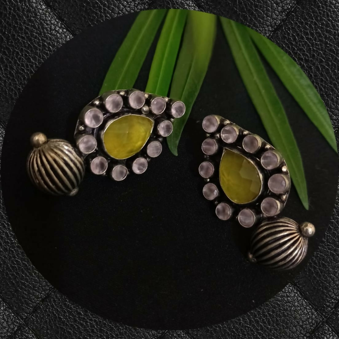 Stone Hanging Studs Earrings