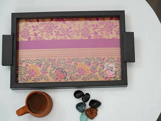 Tray With Pink Colour